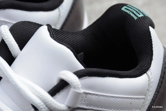 528895-145  Low 11 528895-145 Retro Jordan 'Emerald' AIR 0524